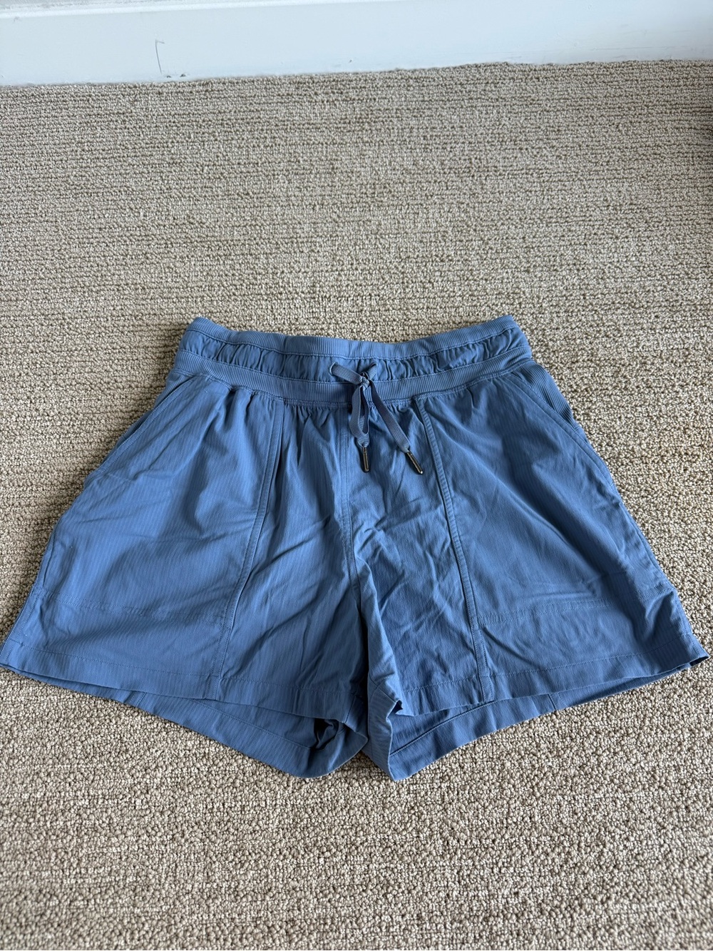 Lululemon Dance Studio Short Size 4